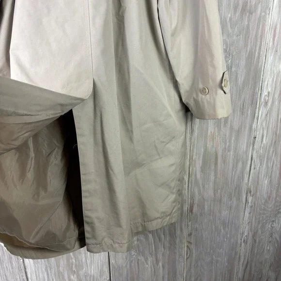 Vintage Misty Harbor Trench Coat Mens 40 Short Beige Rain Jacket Zepel Treated